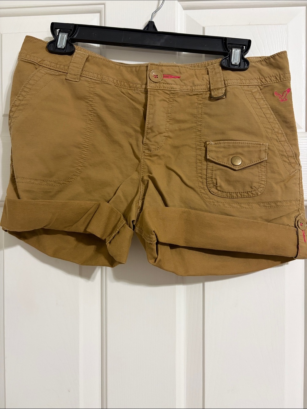Vintage 90s Y2K American Eagle Outfitters Tan Rolled-Hem Bermuda Shorts